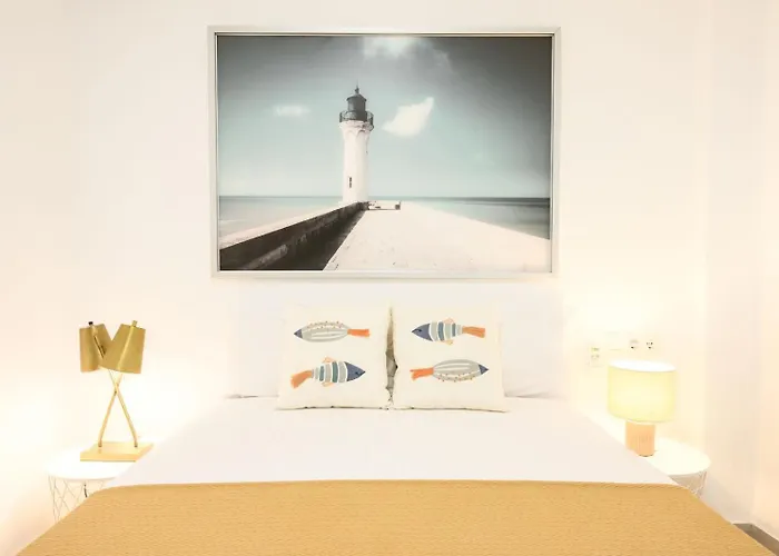 New, Center And Beach By 10Tosea